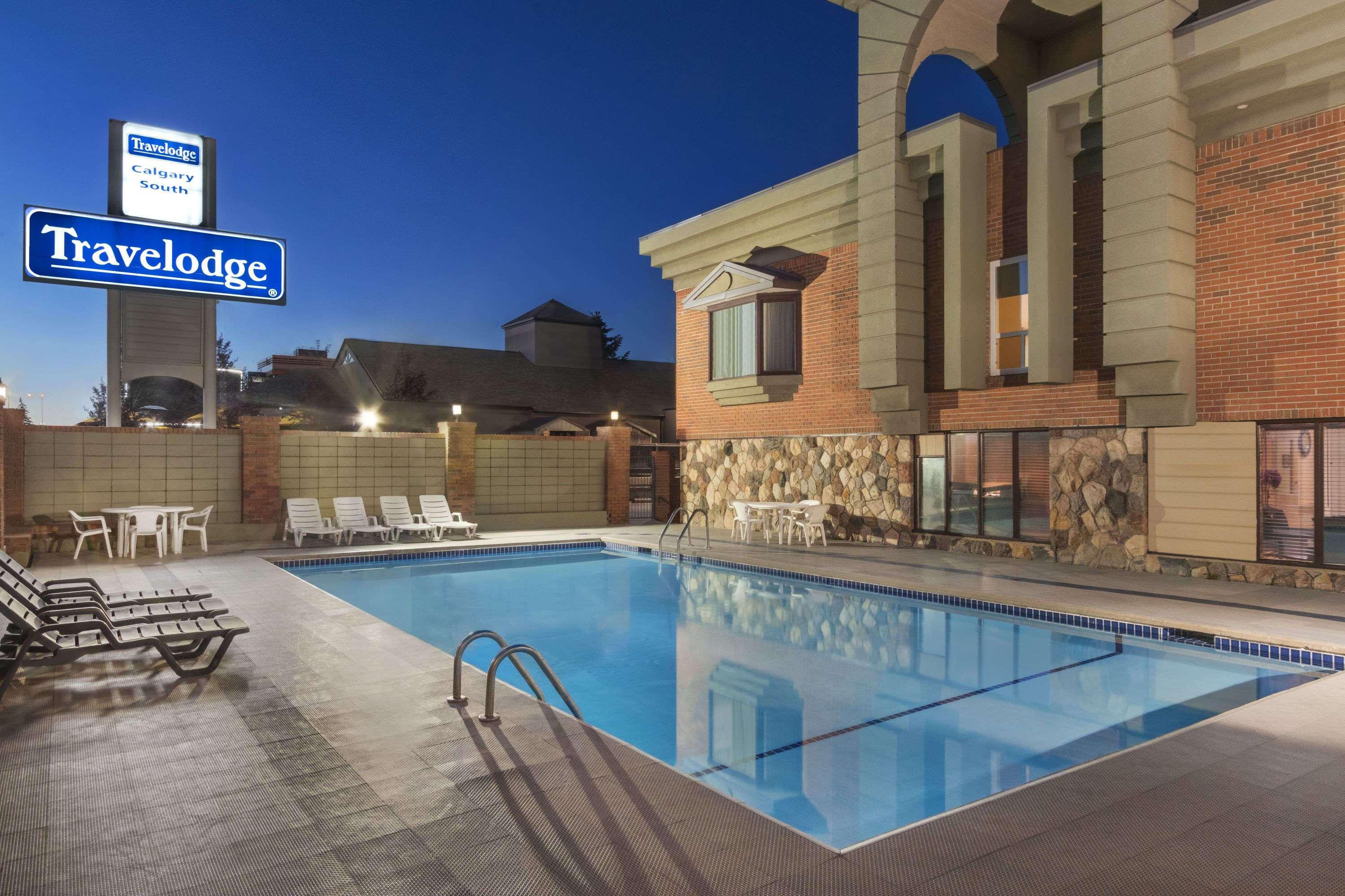 Travelodge By Wyndham Calgary South Exterior foto