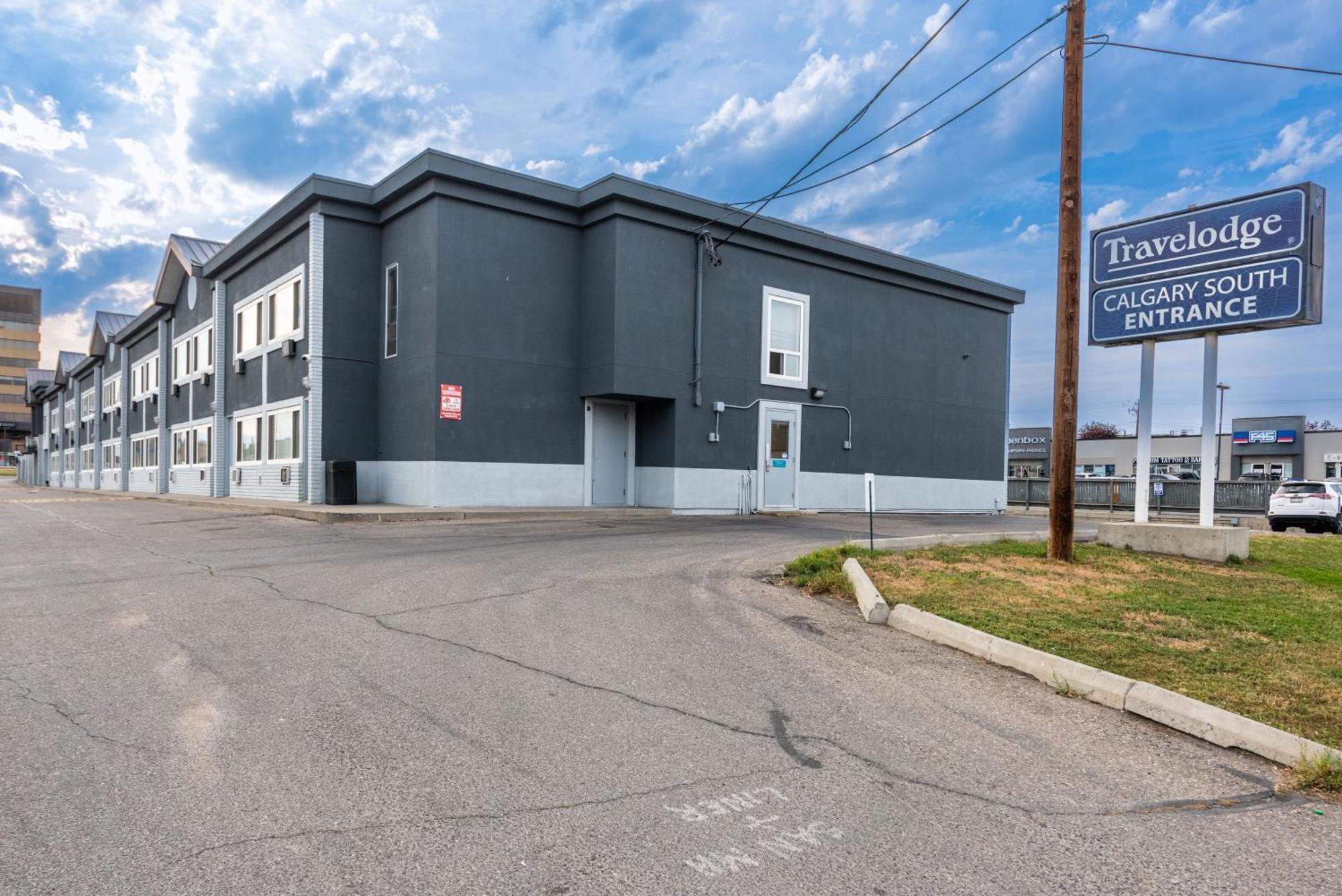Travelodge By Wyndham Calgary South Exterior foto